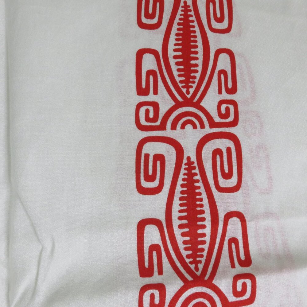 Vintage Tahitian Tablecloth 8 Napkins Hand Round 62 inch Red White Polynesian - Picture 7 of 10